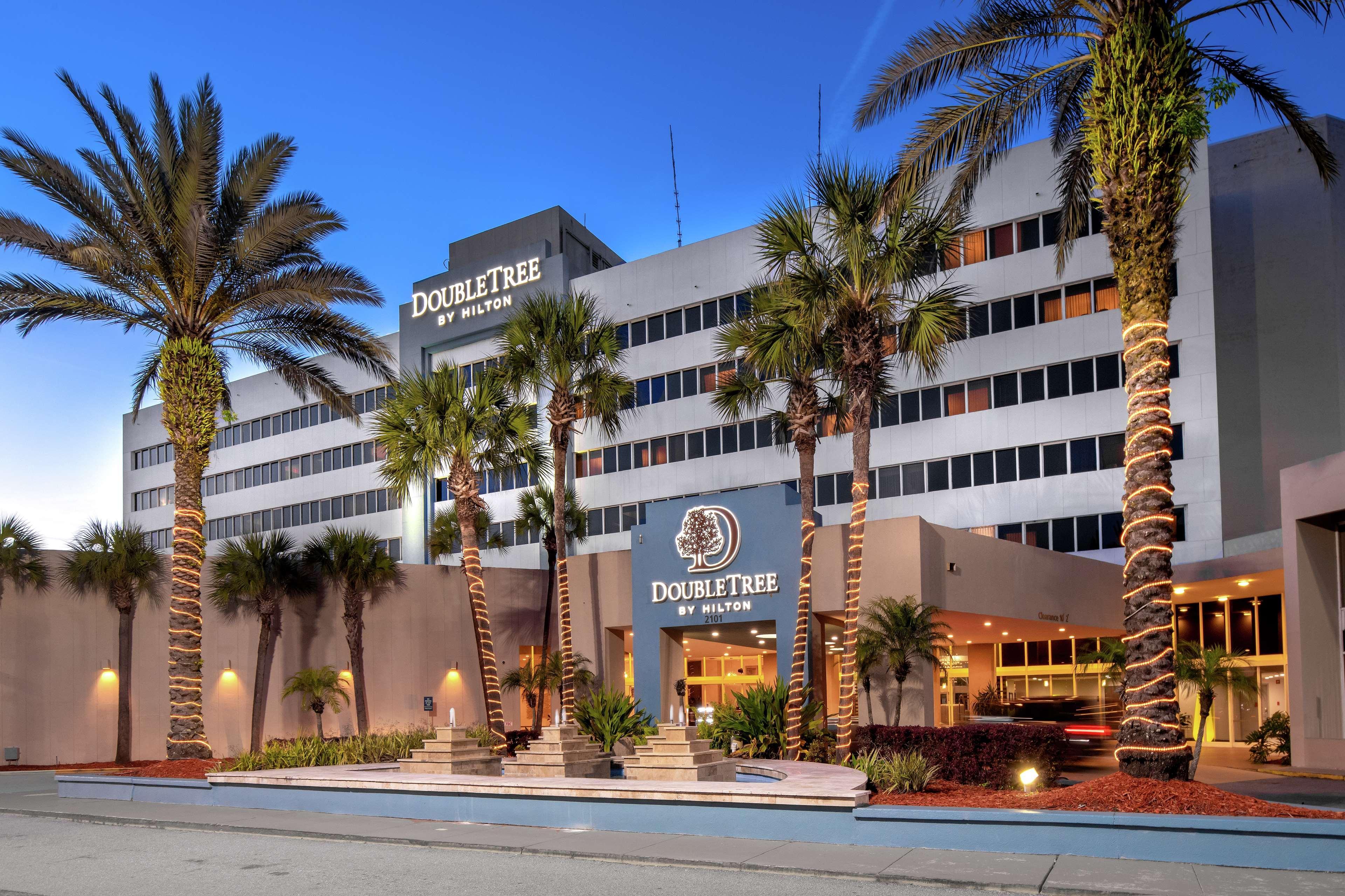 Doubletree By Hilton Hotel Jacksonville Airport Exterior foto